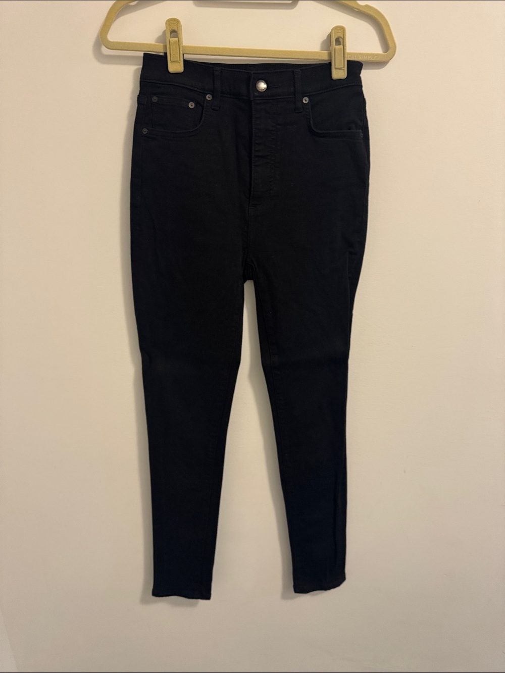 Denim Forum Women’s Skinny Jeans in Black